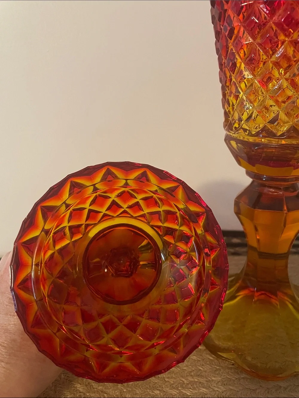 L. E. Smith Amberina Diamond Pointe Ombre Glass Apothecary Jar with Lid.